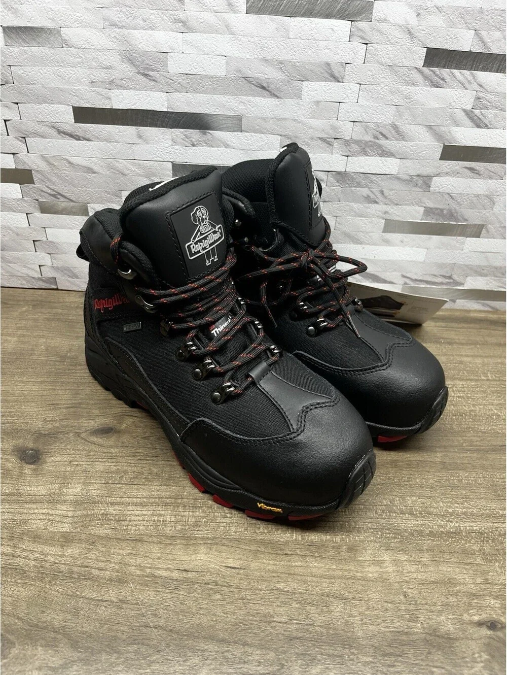 RefrigiWear Men's 6.5 Women’s 8 Black Widow™ Icetrek Vibram Soles Boots